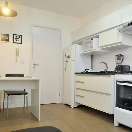 609-Apartamento Encantador, Com 1 Vaga De Garagem, Todo Mobiliado E Decorado, Edificio Com Academia, Lavanderia, Excelente Localizacao No Reboucas, Proximo Ao Batel E Centro Curitiba Exterior foto